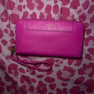 Fossil Fuchsia Leather Wristlet